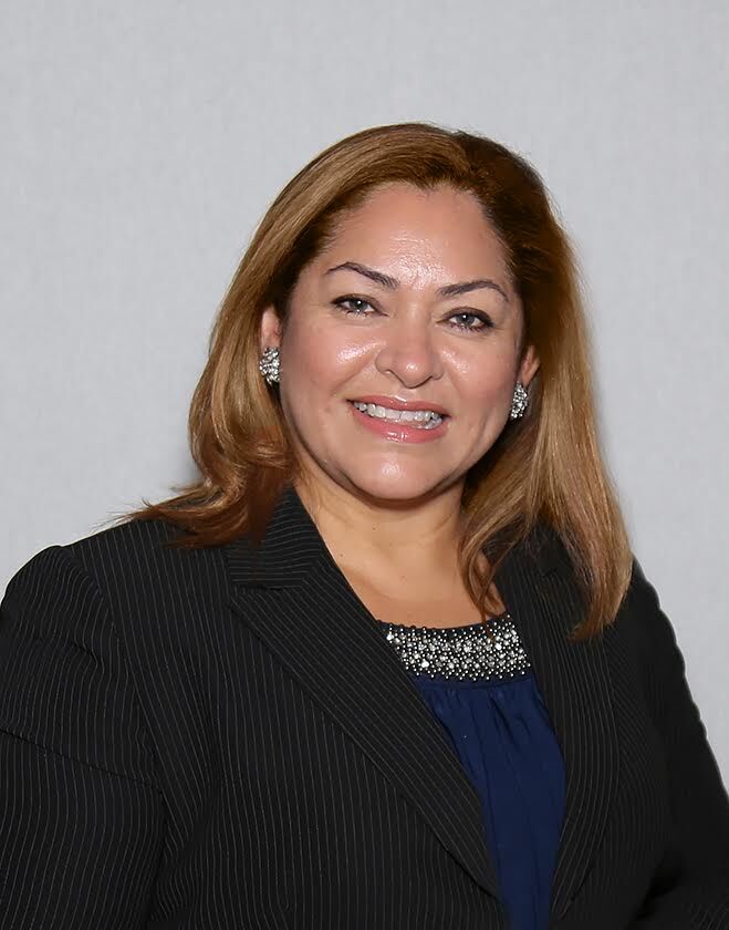 Fanny D. Fuentes, Real Estate Salesperson in Glendale, Hallmark Realty