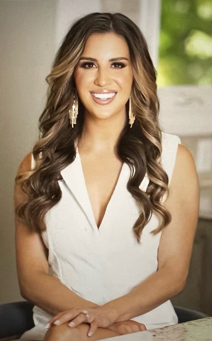 Alexandra Love, Real Estate Salesperson in Belmont, Carver-Pressley, Realtors