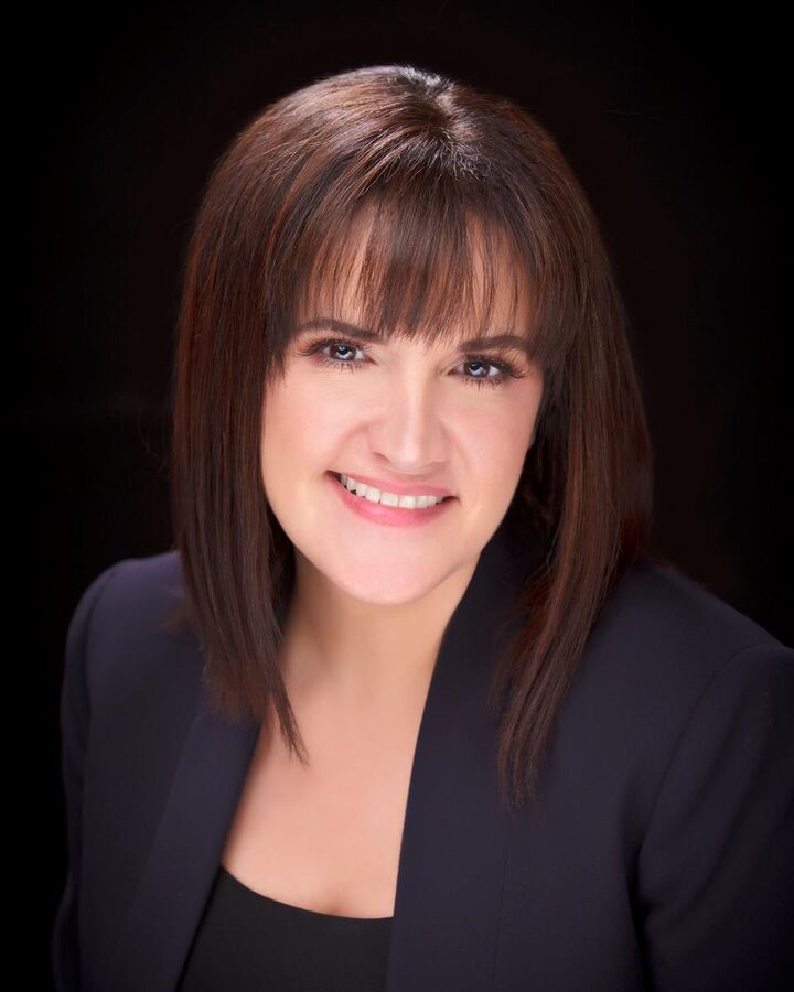 Lynda Eadicicco, Real Estate Salesperson in Brick, Solid Gold Realty