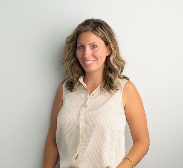 ANGELA  ASHFORD,  in North Bay, Coldwell Banker Peter Minogue Real Estate, Brokerage