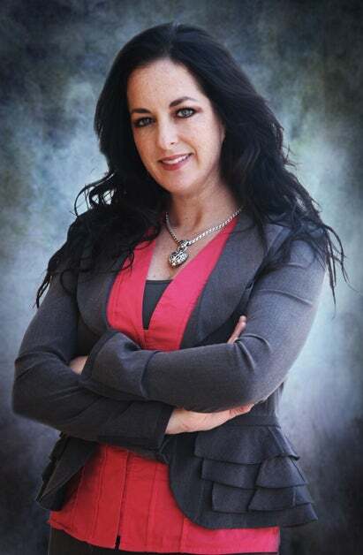 Ashley LaVelle-Hoagland, Real Estate Salesperson in Murrieta, Associated Brokers Realty