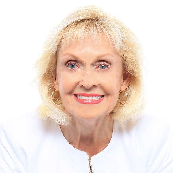 Shirley Cameron, Real Estate Salesperson in Irvine, Platinum Properties