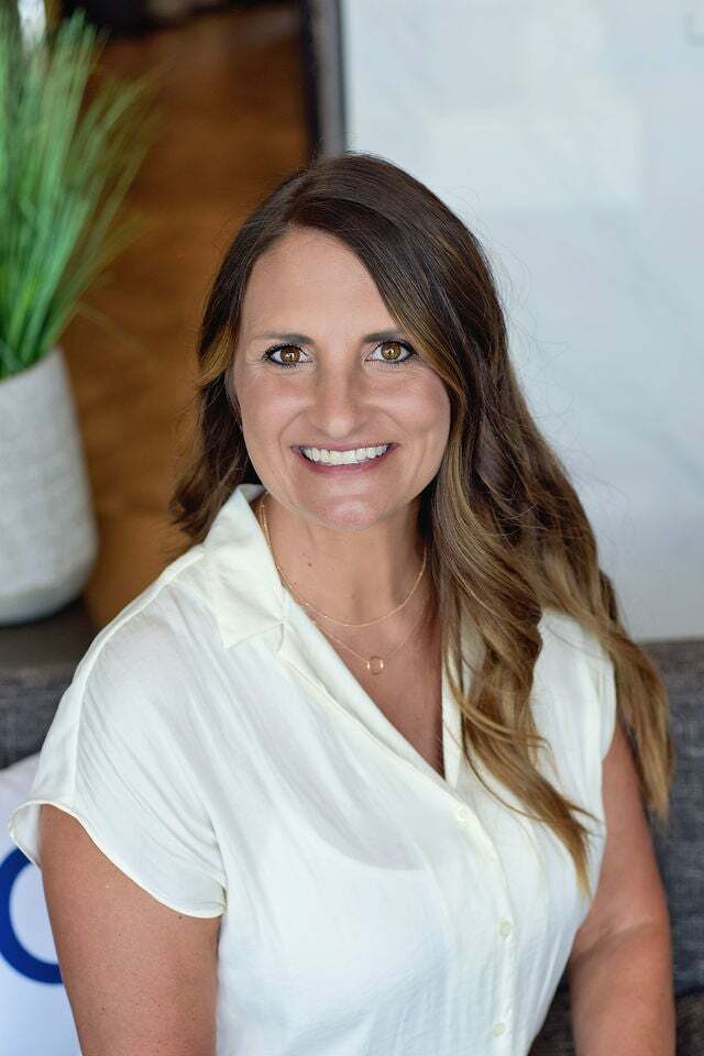 Sarah Poe, Real Estate Salesperson in Monroe, Heritage