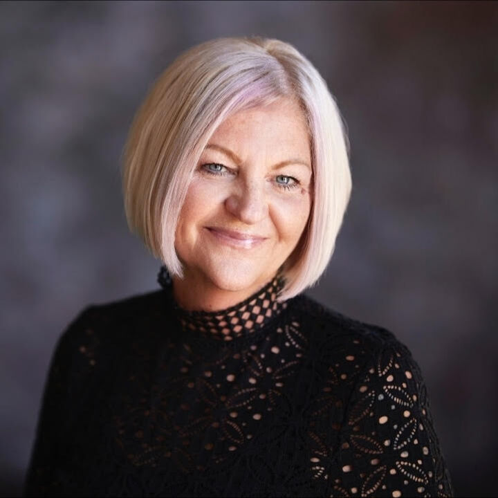 Michelle Wilson, Real Estate Salesperson in Urbandale, Signature Real Estate