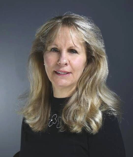Sharon Crowther, Real Estate Salesperson in Stamford, Gaetano Marra Homes