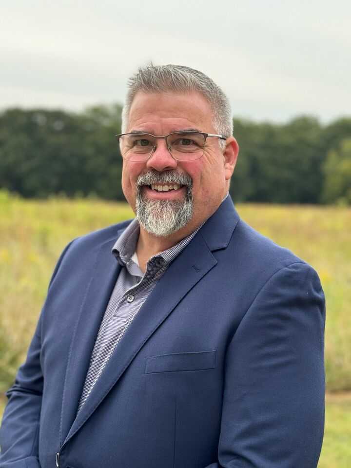 Paul Perfetti, Real Estate Broker/Real Estate Salesperson in Hillsboro, Reid Baugher Realty