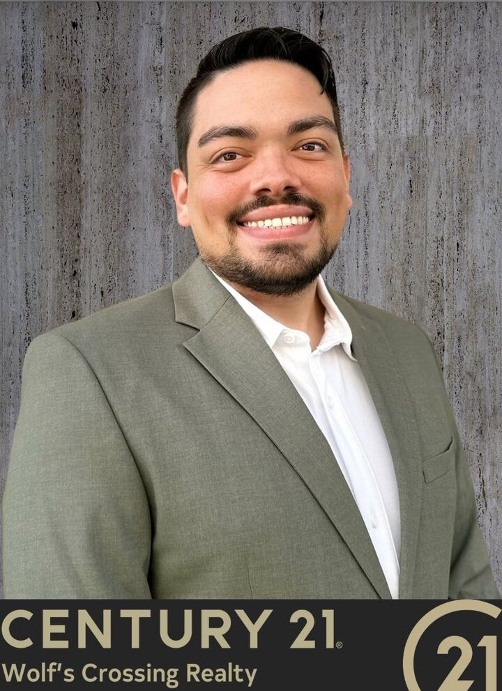 Percy Calderon, Real Estate Salesperson in Saint Cloud, Wolf's Crossing Realty