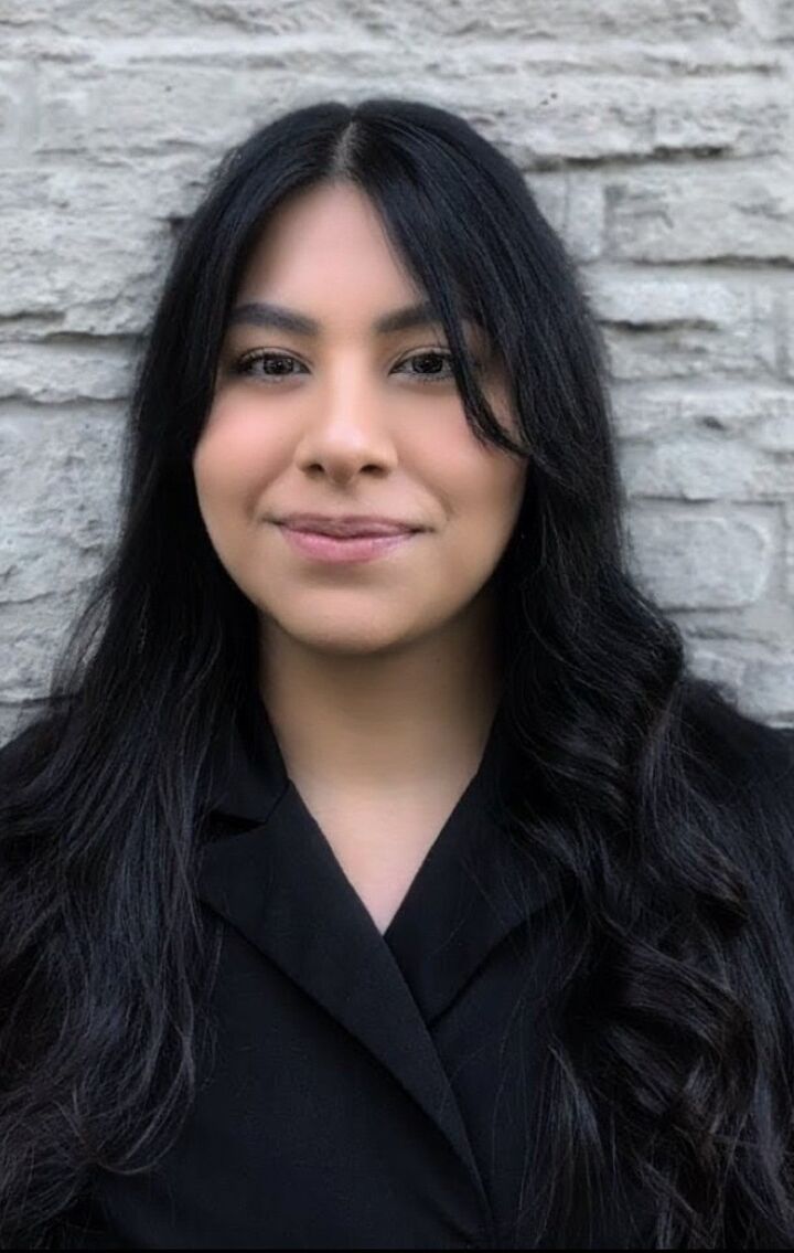 Janean Prosecky,  in Oak Lawn, Circle