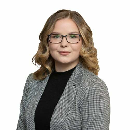 Claudia Greenberg,  in Lindenhurst, AA Realty