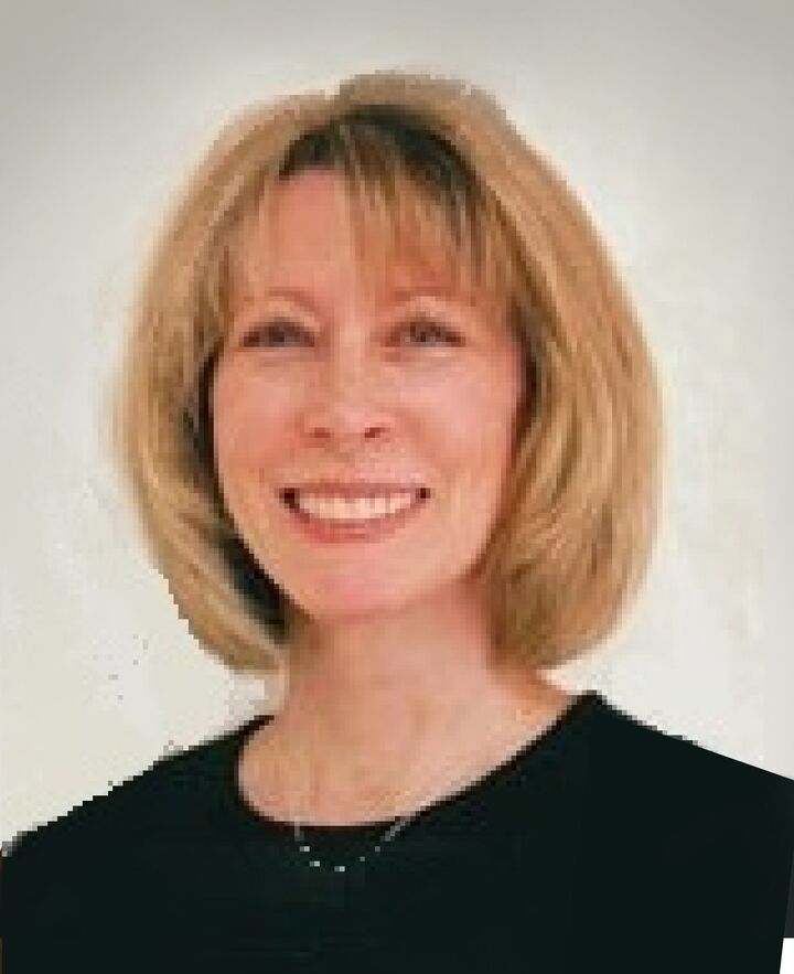 Jo Ann Lacina, Real Estate Salesperson in North Brunswick, Solid Gold Realty