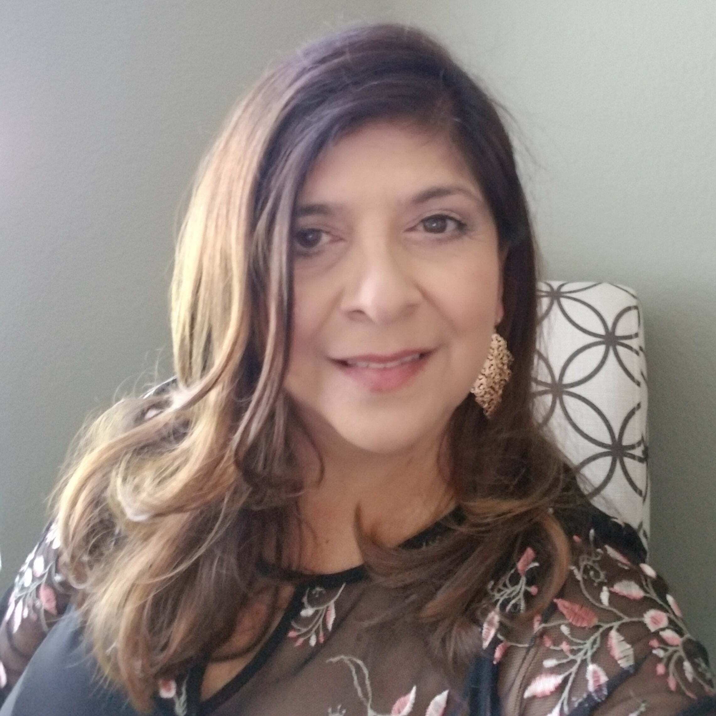 Deanna Mejia, Real Estate Salesperson in Chino, Top Team
