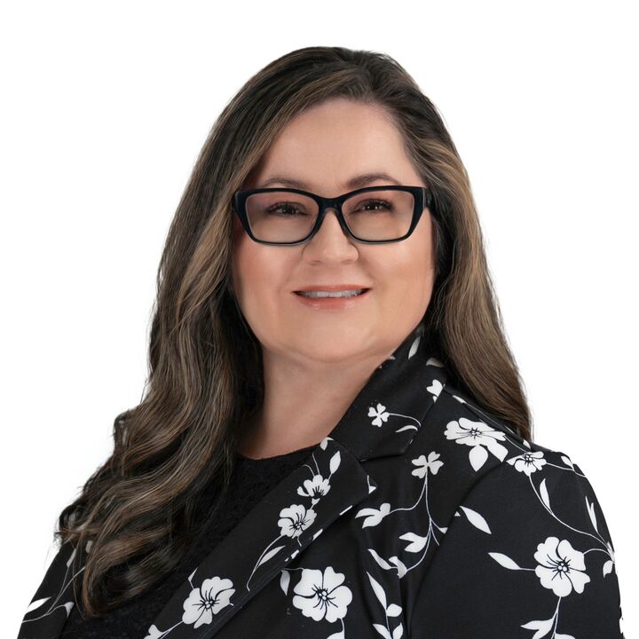 Maribel Puente, Real Estate Salesperson in Fresno, Jordan-Link