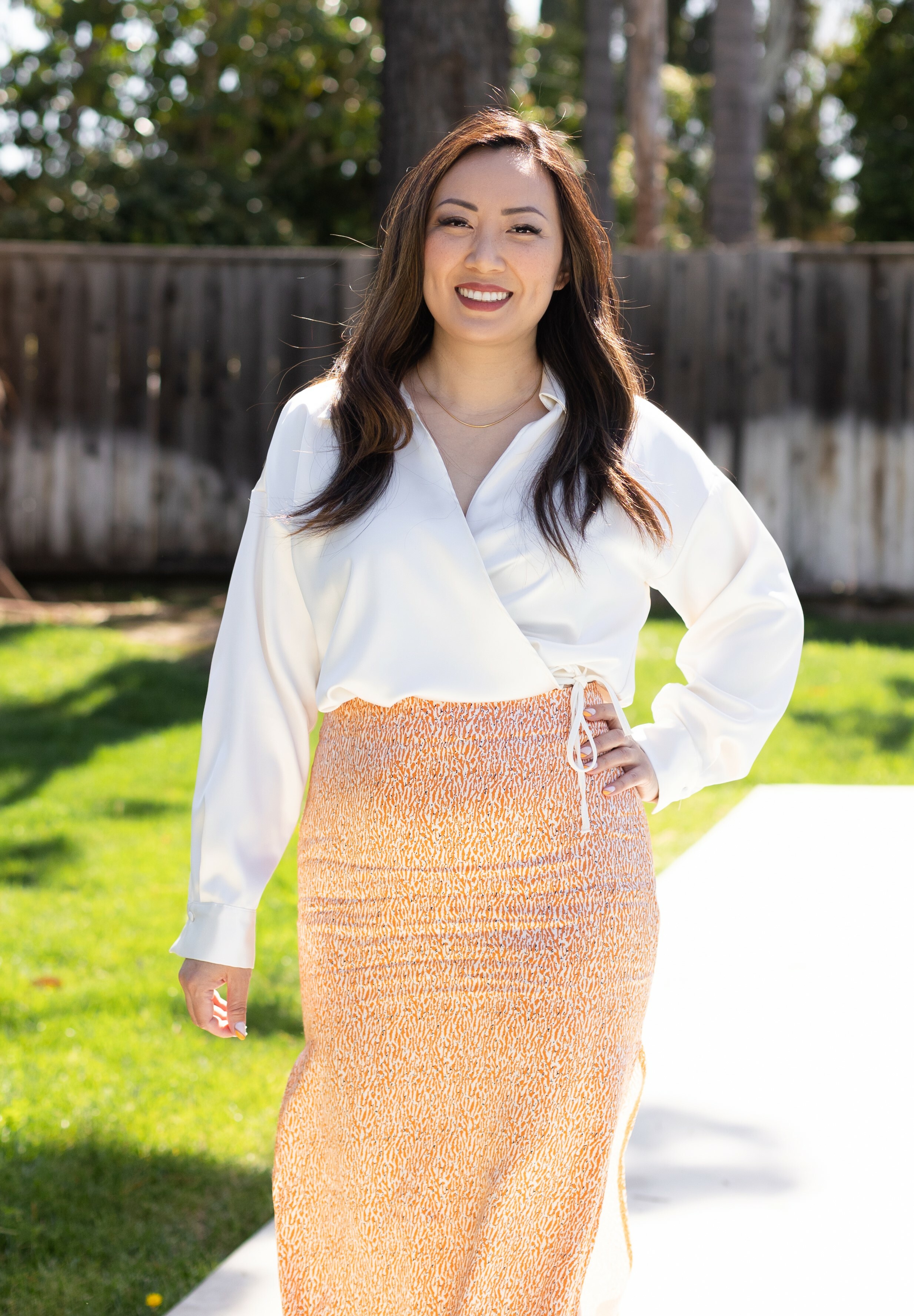 Janey Huynh, in Carlsbad, Professional Realty Services