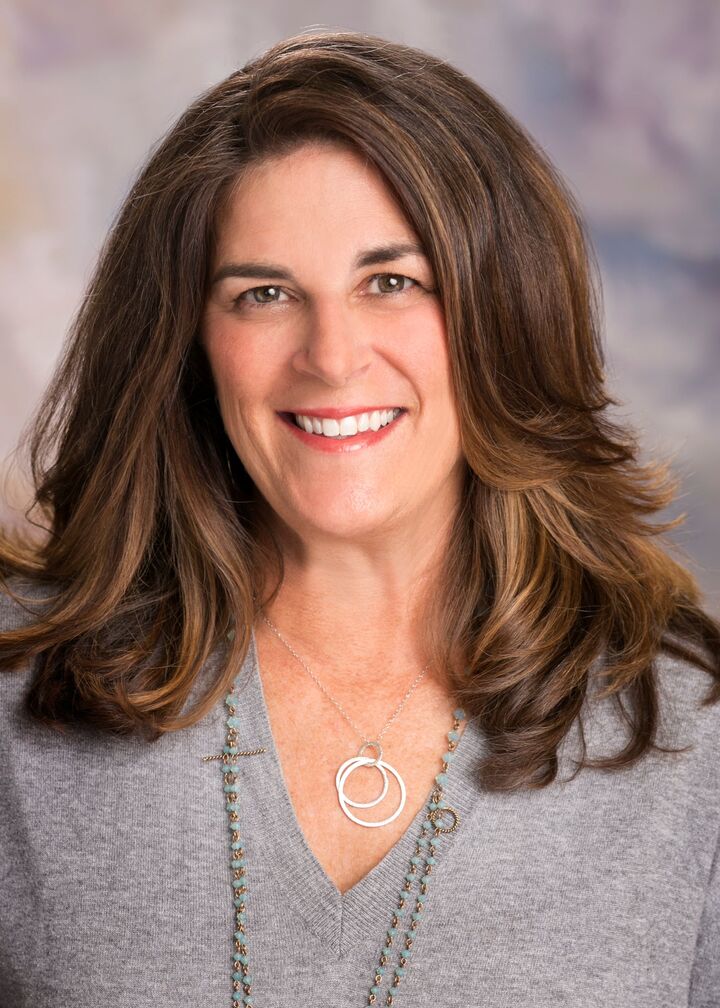 Sara Colbert, Real Estate Salesperson in Coeur D Alene, Schneidmiller Realty