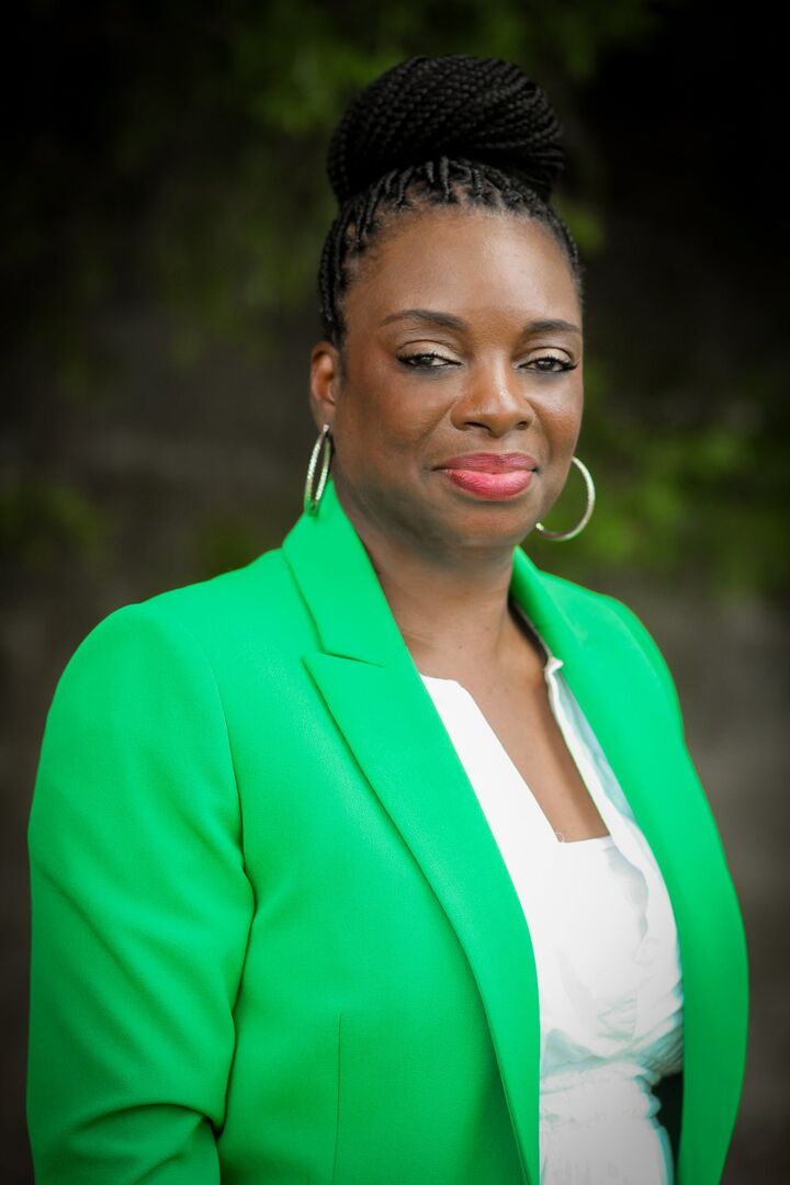 Henrietta Gadson, Real Estate Broker in Charlotte, Paracle