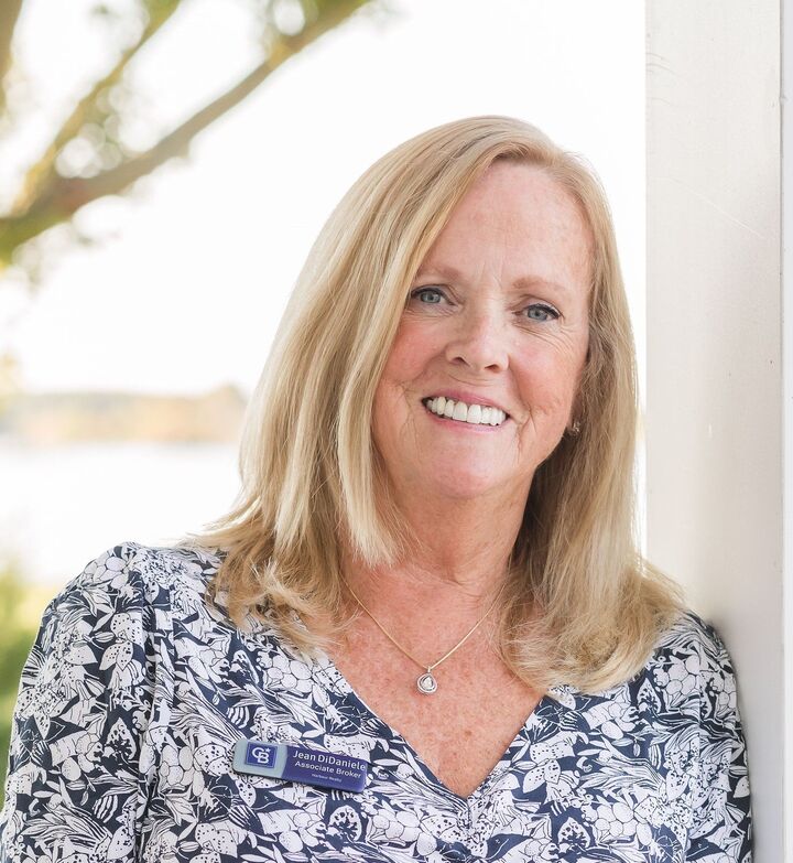 Jean DiDaniele, Associate Real Estate Broker in Onancock, Harbour Realty, Inc.