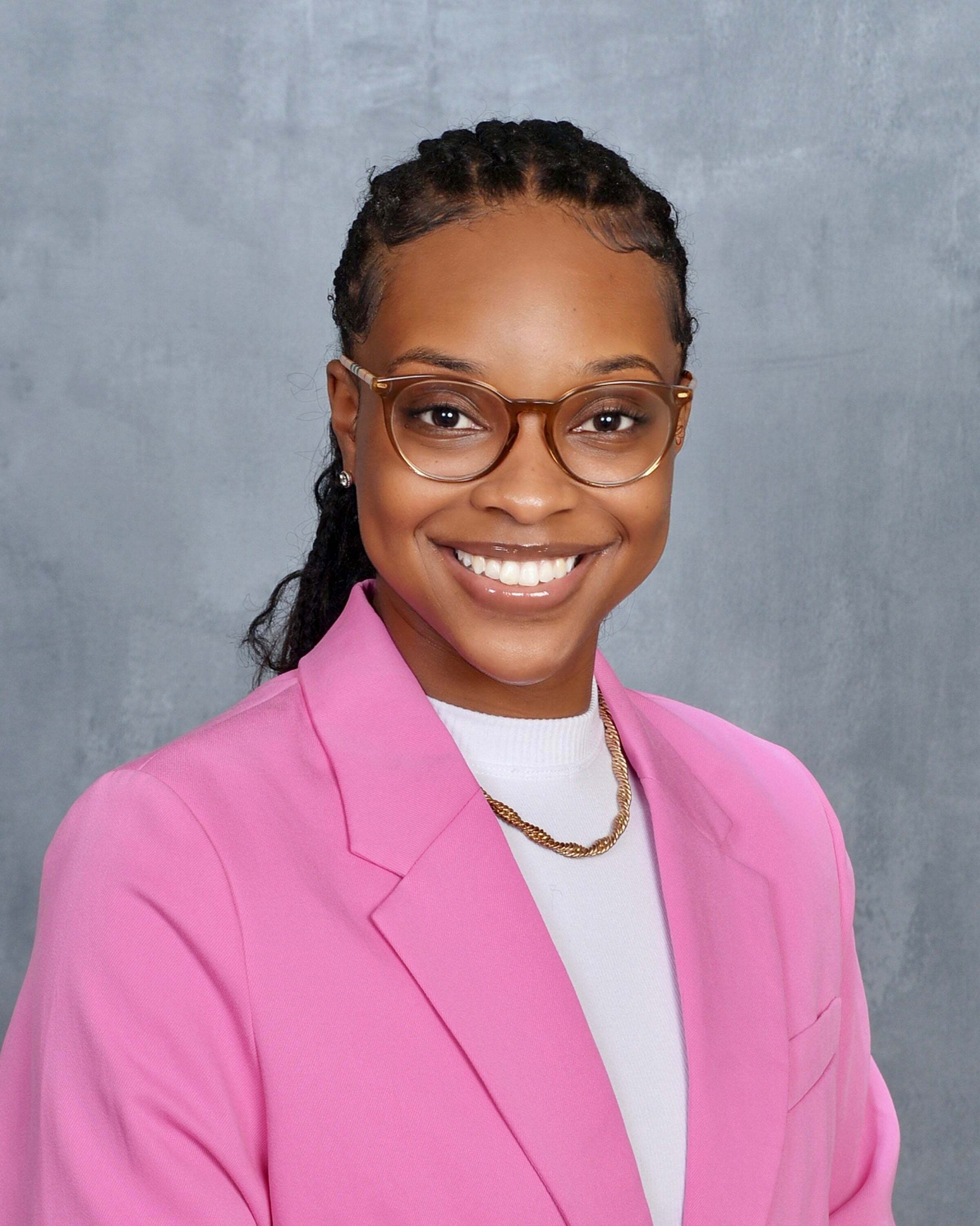 Nya Bronson, Real Estate Salesperson in Huntingdon Valley, Hearthside