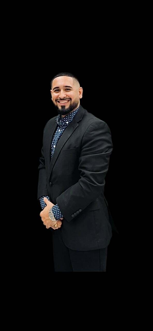Christian Santa Maria, Real Estate Salesperson in Miami, World Connection