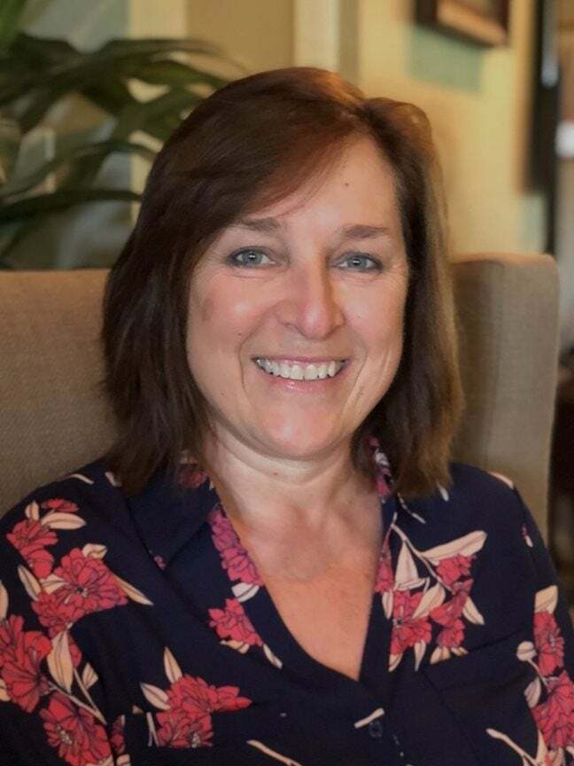Carol Manzano, Real Estate Salesperson in Sarasota, Beggins Enterprises