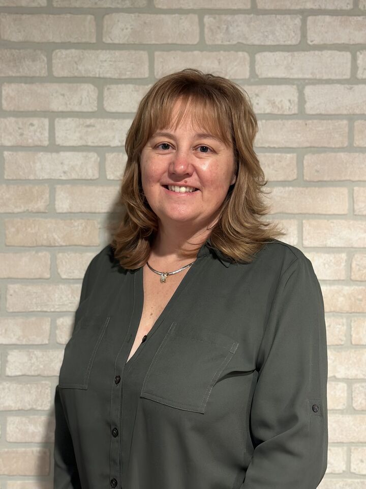 Amy Schmitt,  in Mauston, Affiliated