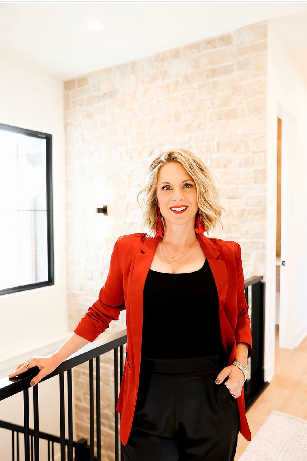 Amy Endres,  in Wichita, Heritage 1st Realty