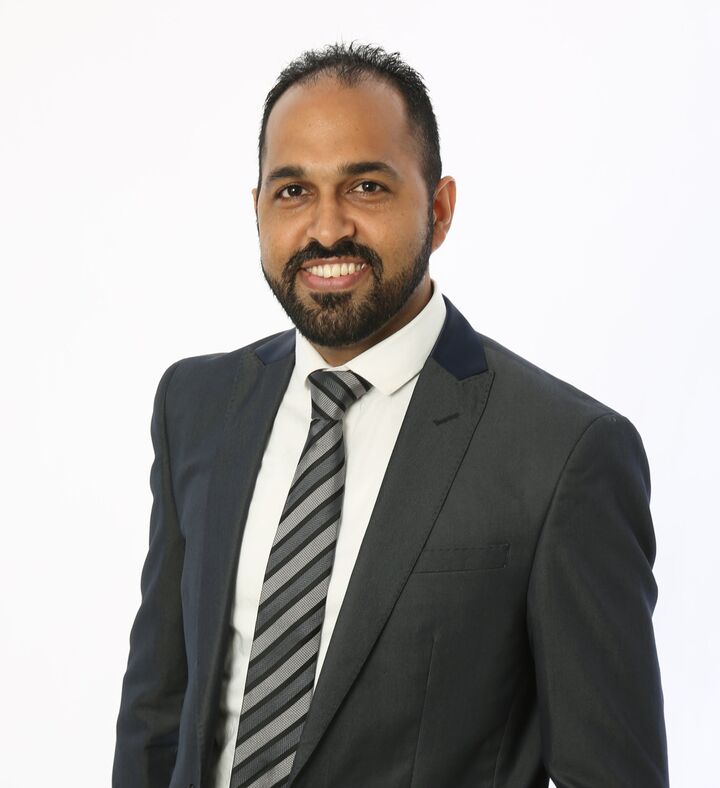 Apninder Sehgal,  in Mississauga, Coldwell Banker Dream City Realty, Brokerage