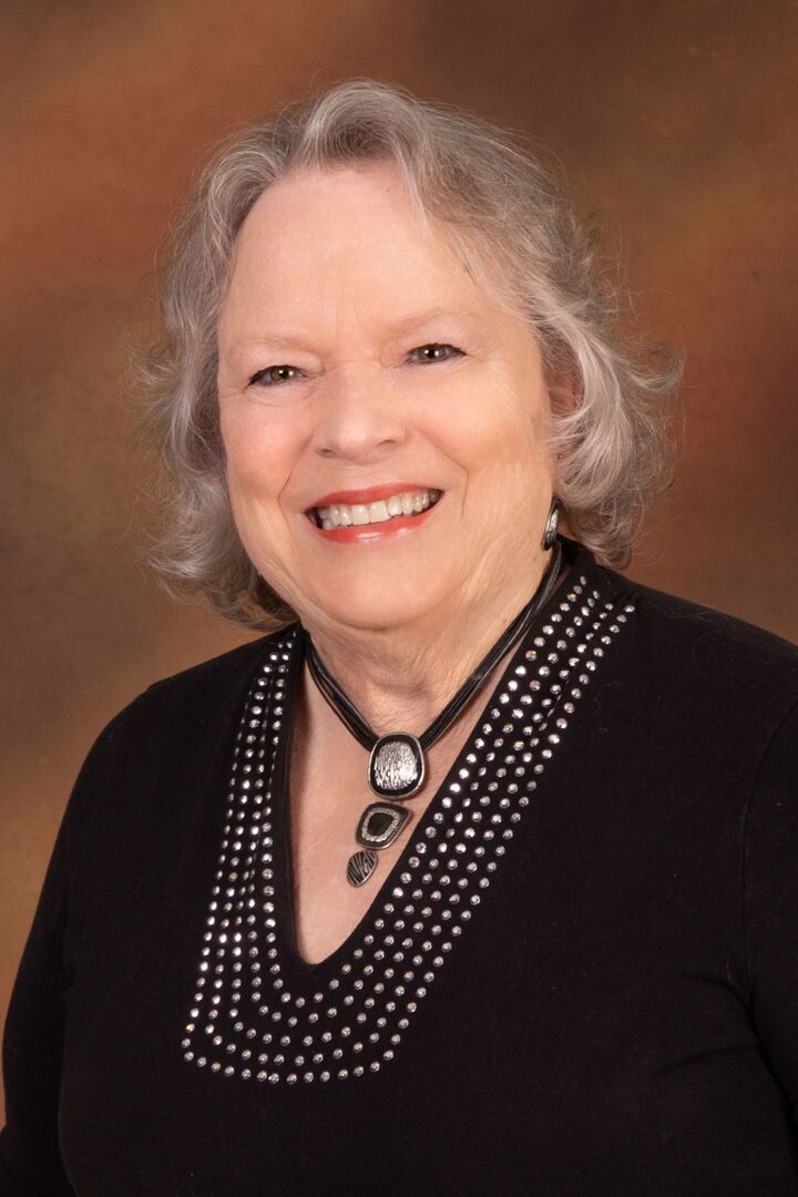 Diane Sanborn, Sales Associate in Lansing, Professionals