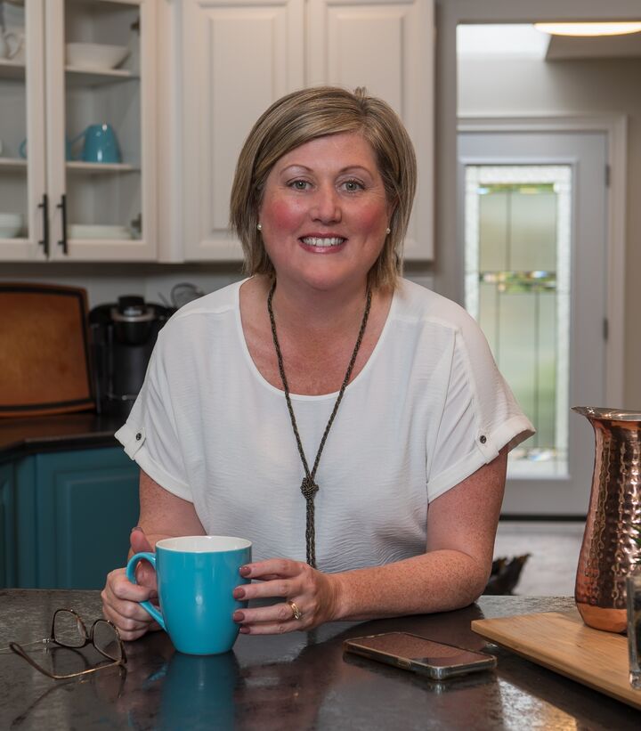 Tara Dibranou, REALTOR® in Peterborough, Coldwell Banker Electric Realty, Brokerage