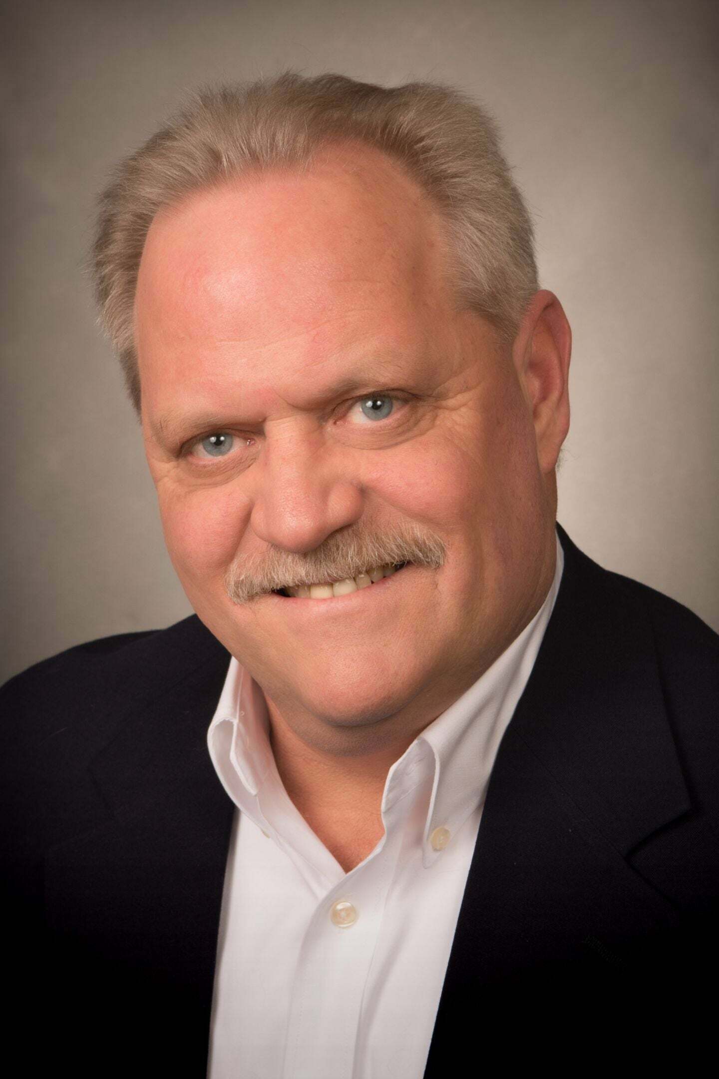 Edward Remenapp, Real Estate Salesperson in Grosse Pointe Farms, Professionals