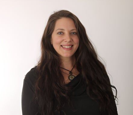 Tara Aprin, Real Estate Broker in Eugene, Equinox