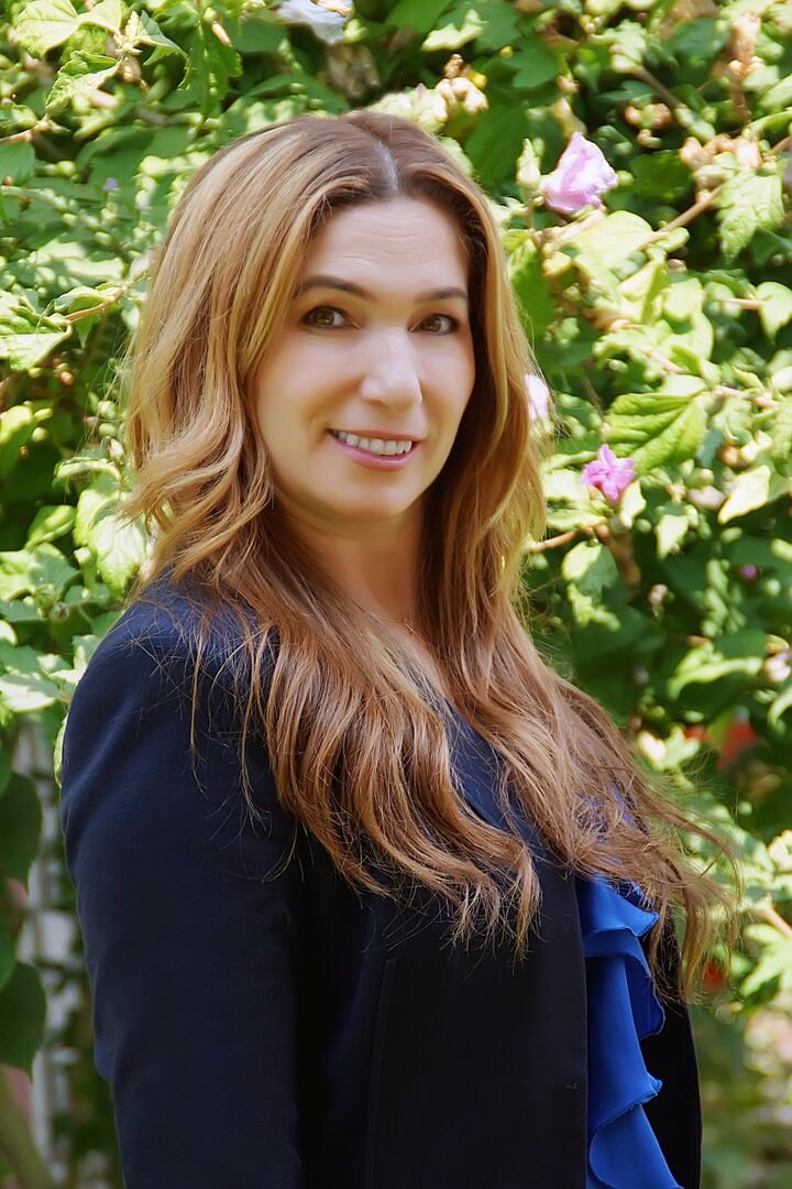 Irma Huffman, Real Estate Salesperson in Salinas, Masters