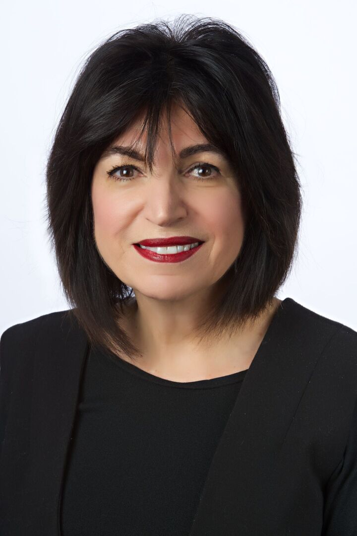 Anita Boyajian, Real Estate Salesperson in Birmingham, Professionals