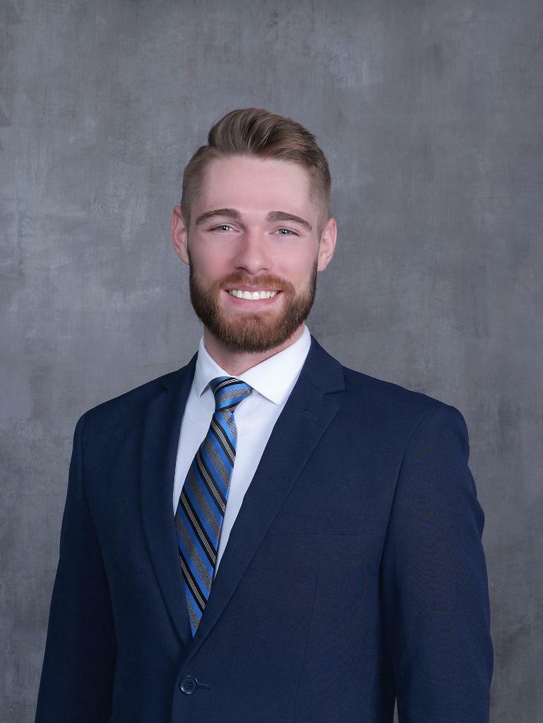 Andrew Sawyer, Real Estate Salesperson in Moreno Valley, Town & Country