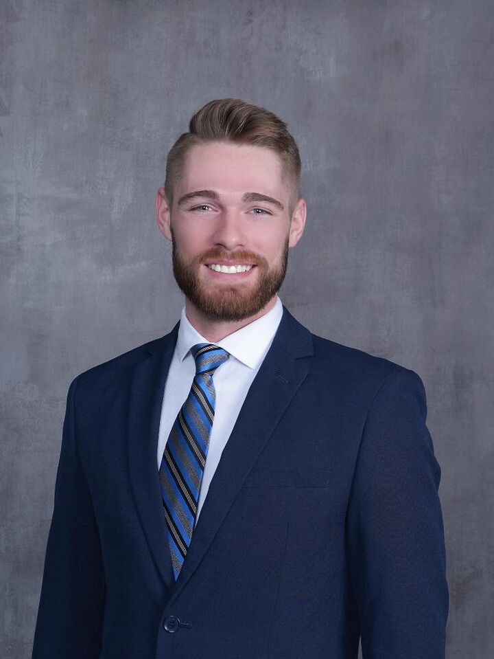 Andrew Sawyer, Real Estate Salesperson in Moreno Valley, Town & Country