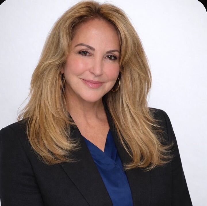 Tracey Waters, Real Estate Salesperson in Lyndhurst, Semiao & Associates