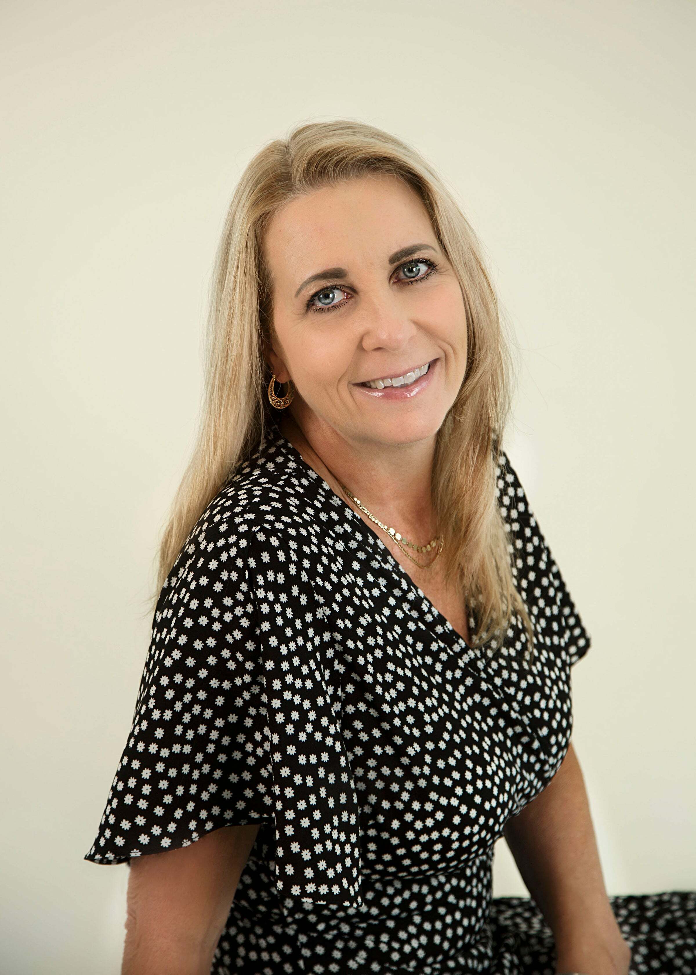 Nancy Bugos, Real Estate Salesperson in Titusville, MUTTER REALTY ERA POWERED
