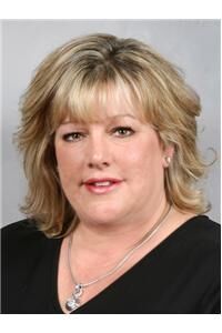 Debbie Rooney, Real Estate Salesperson in Massapequa, AA Realty