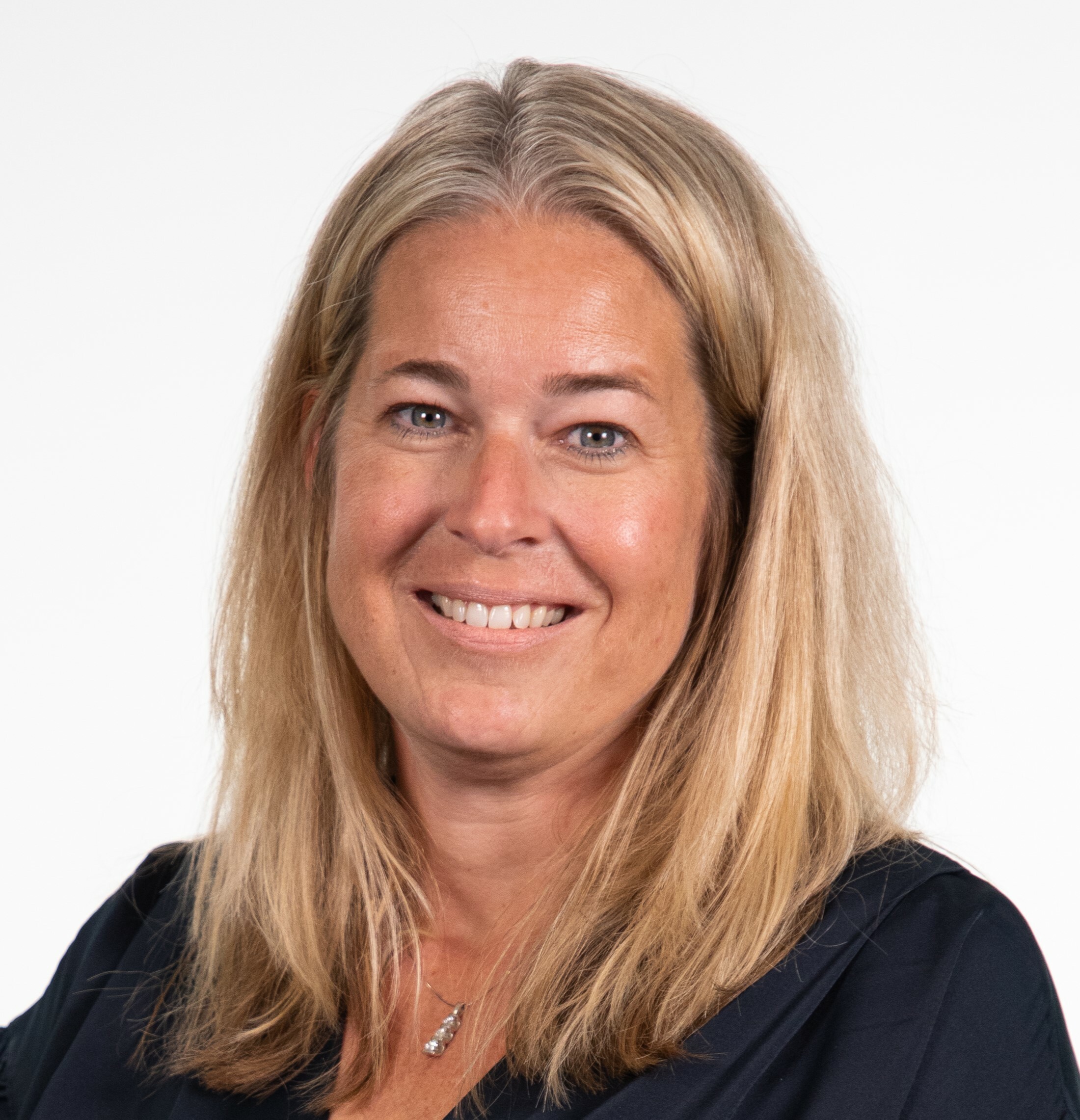 Nicole Dunn, REALTOR® in Palm Desert, Windermere