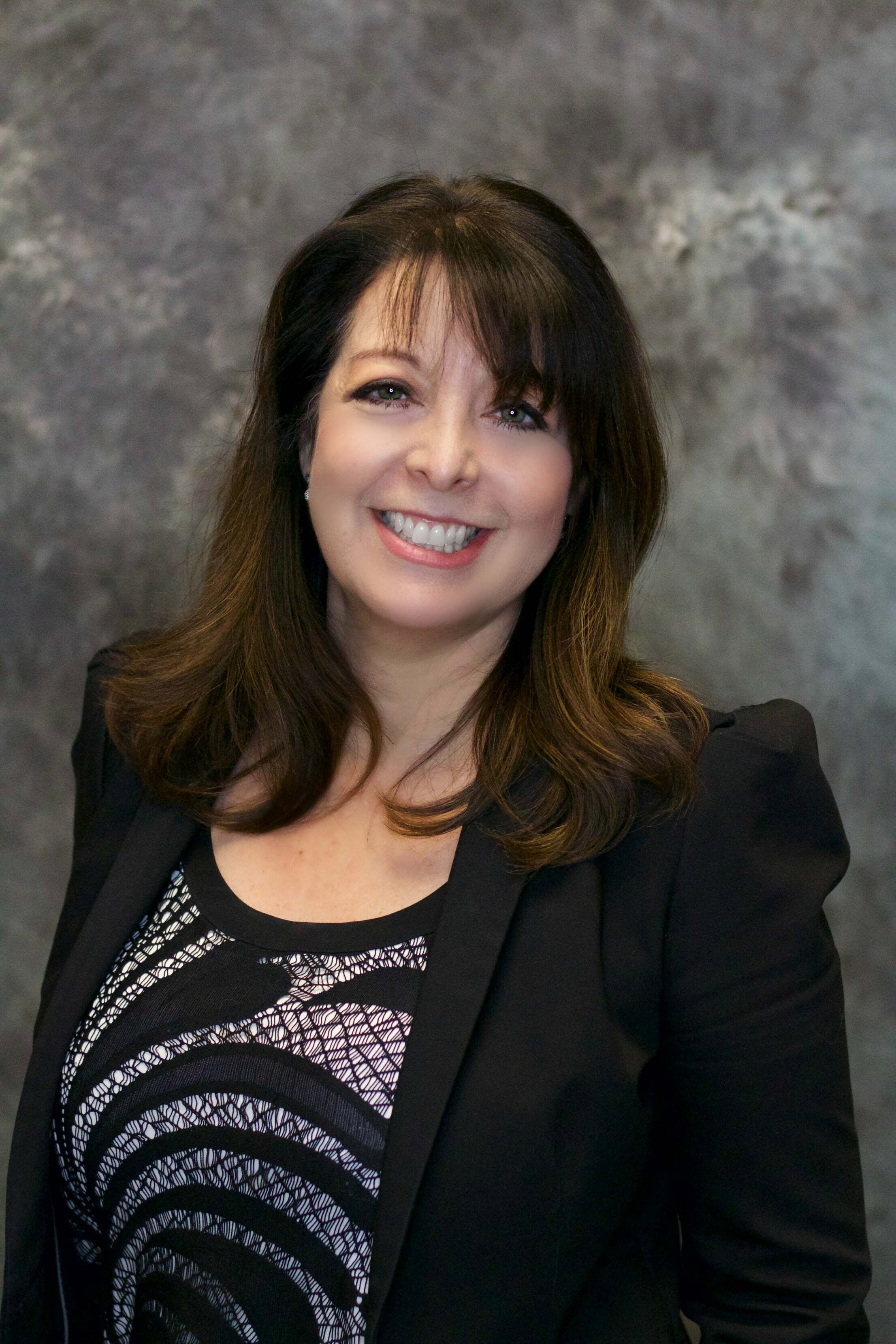 Lana Clark, Real Estate Salesperson in Las Vegas, Americana