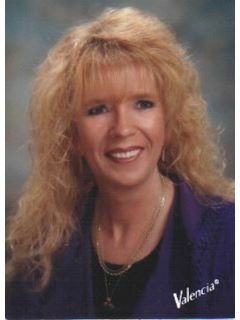 Tammy Lund, Real Estate Salesperson in Janesville, Affiliated