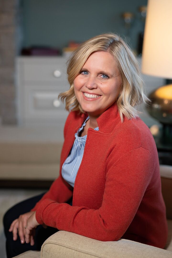 Andi Coziahr,  in Council Bluffs, The Good Life Group