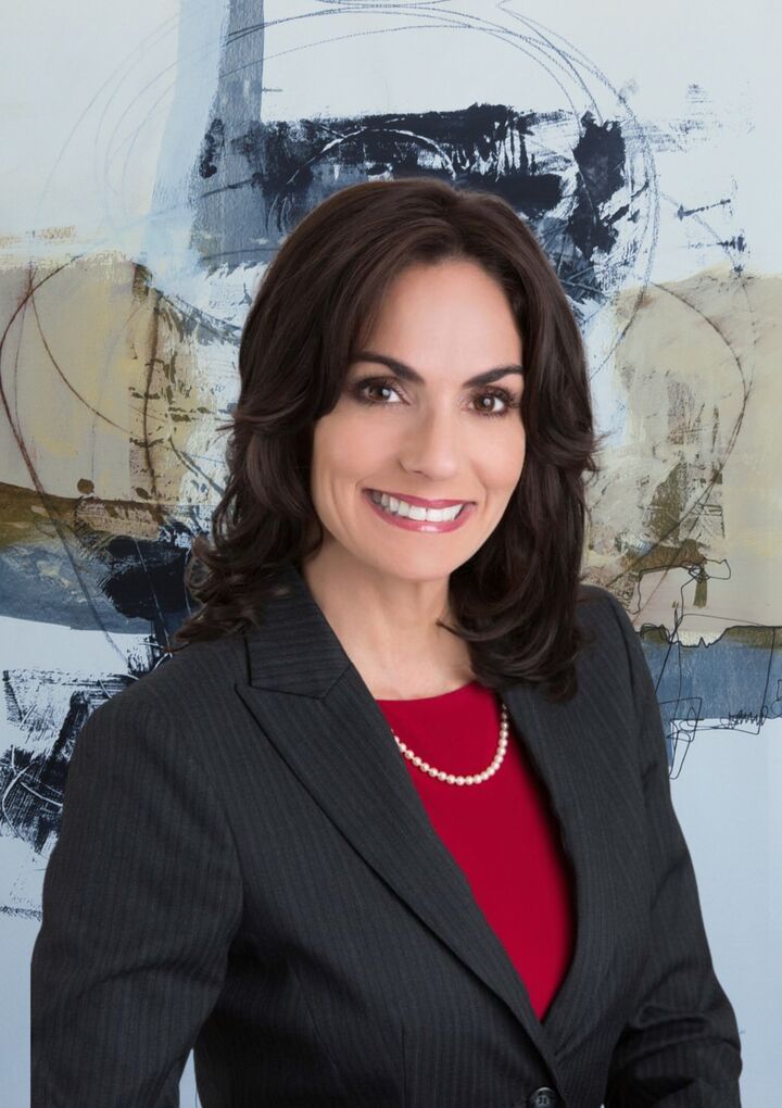 Dina DeLucia,  in Palm City, Move With Us