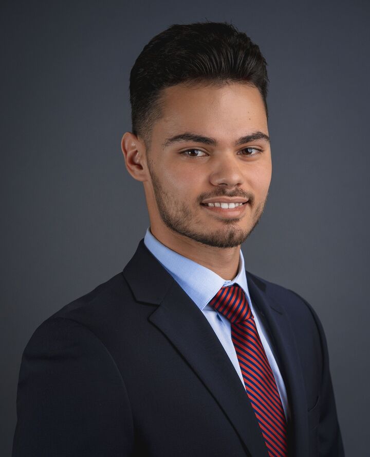 Rene Serrat, Real Estate Salesperson in Orlando, Carioti