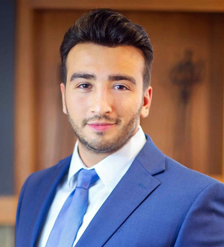 Alican  Bodur,  in Renton, Windermere