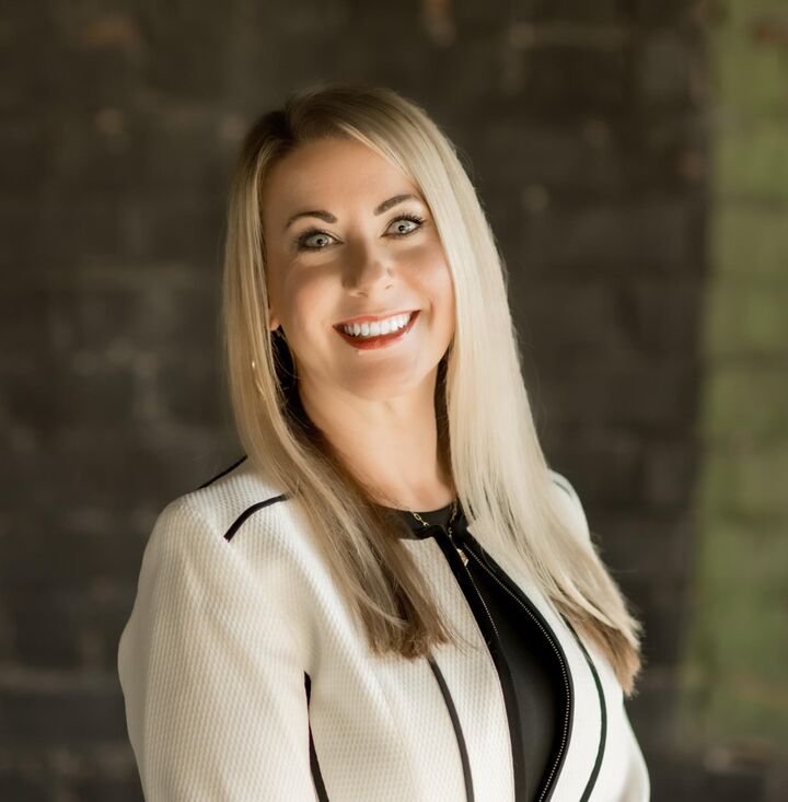 Amber Mason, Associate Real Estate Broker in Burlington, Property Professionals