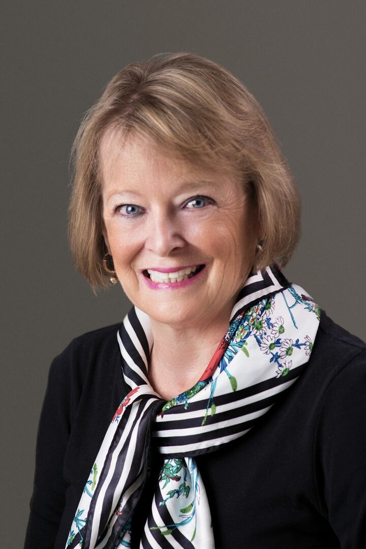 Carol Gartland, Real Estate Broker in Carmel, Scheetz