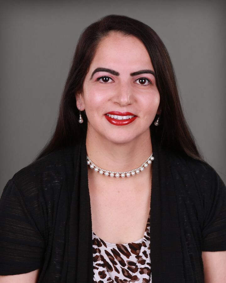 Harnarender Kaur, Real Estate Broker in Greenwood, Scheetz