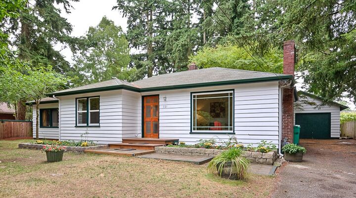 721 NE 198th St  Shoreline WA 98155 photo