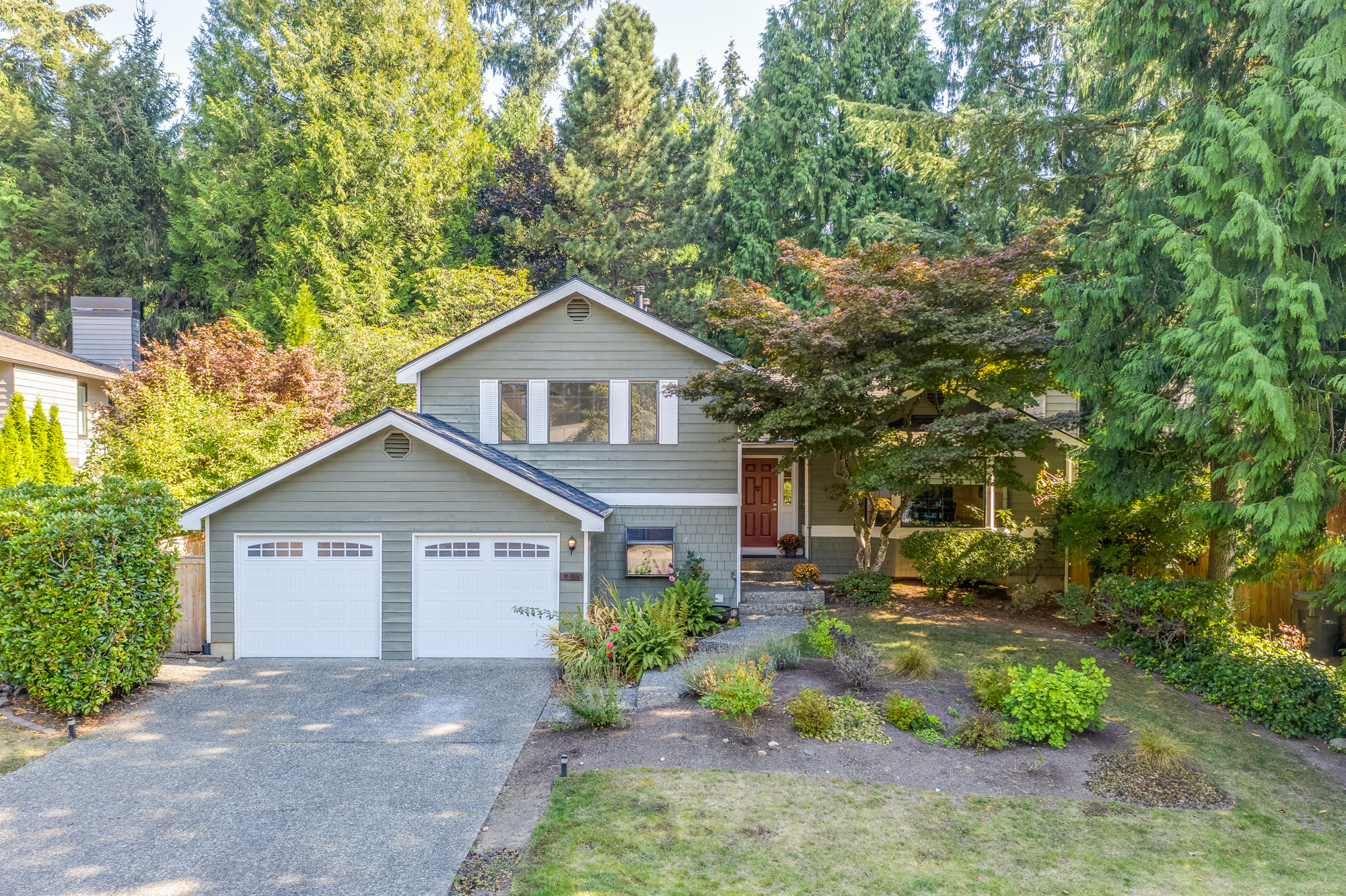 Property Photo: 13810 174th Place NE WA 98052