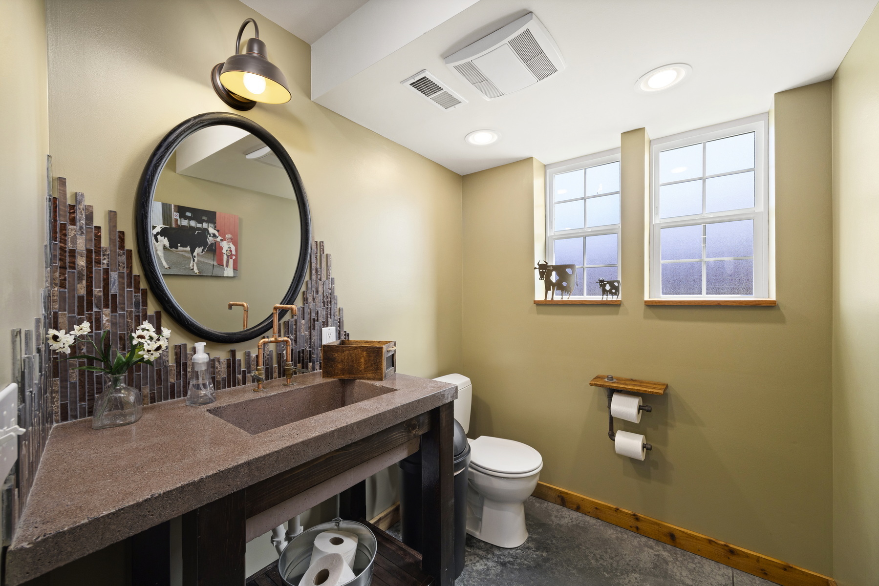 Property Photo: 2751 Aldergrove Road WA 98248